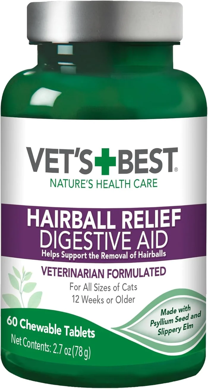 Vet’s Best Cat Hairball Relief Digestive Aid, Vet Formulated Hairball Support Remedy, Hairball Relief for Cats, Classic Chicken Flavor, 60 Chewable Tablets