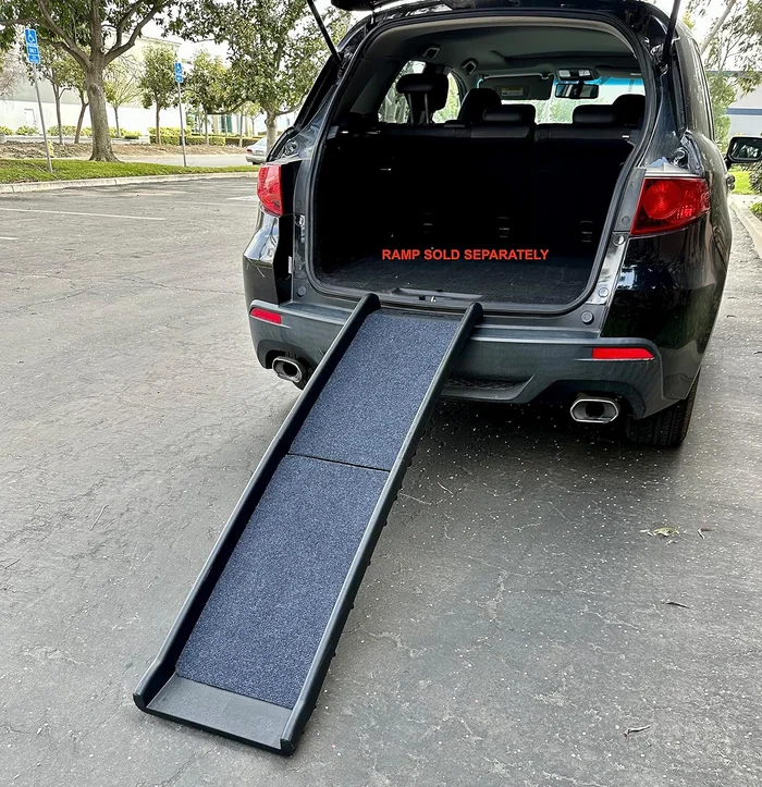 MaxWorks 50706 Non-Slip Carpet with Adhesive Backing for 50524 Pet Ramp (1-Set)